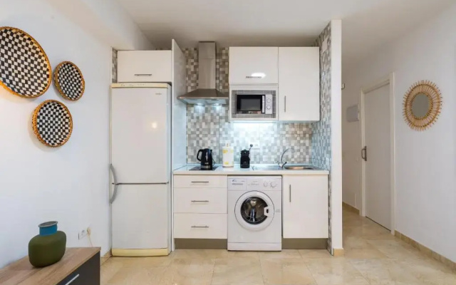 MP5-Just Renovated Apartment Right on the Beach
