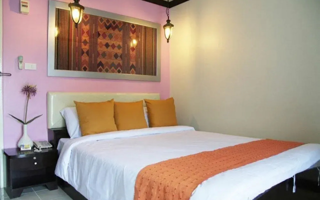 Natcha Apartment&Condo
