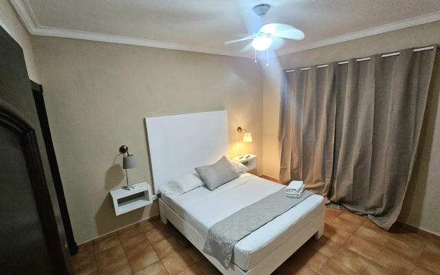 Bavaro Green