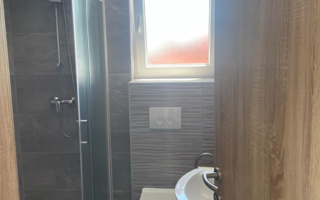 Apartment Sandra - 40m from the sea & parking: A1 Nin, Zadar riviera