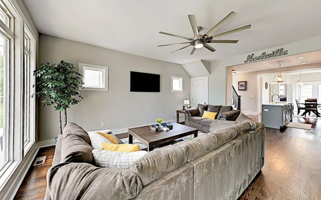 1263 Nashville - 4 Br Home