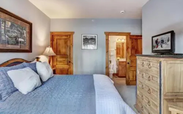 Amber Sky - Ski-In/Ski-Out Apartment