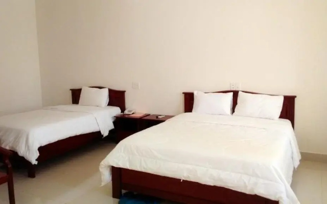 Nha Khach Con Dao