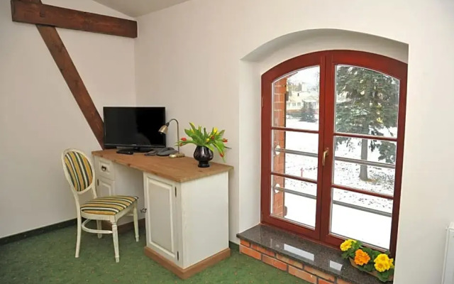 Hotel Sandro Silver