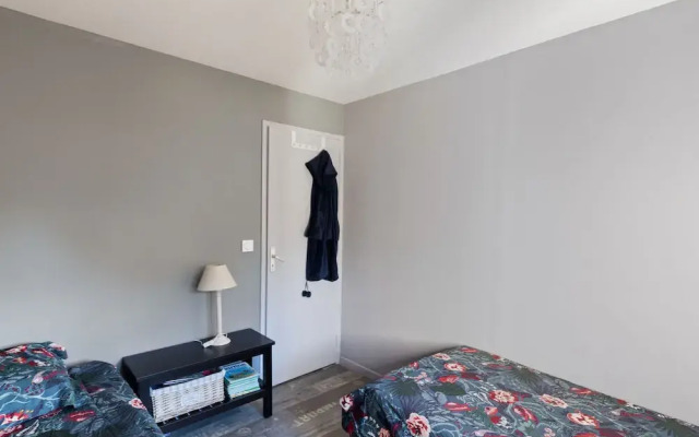 Duplex Apartment IN THE City Centre With Private CAR Park