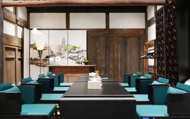Puyu Chengxiang Courtyard Hotel