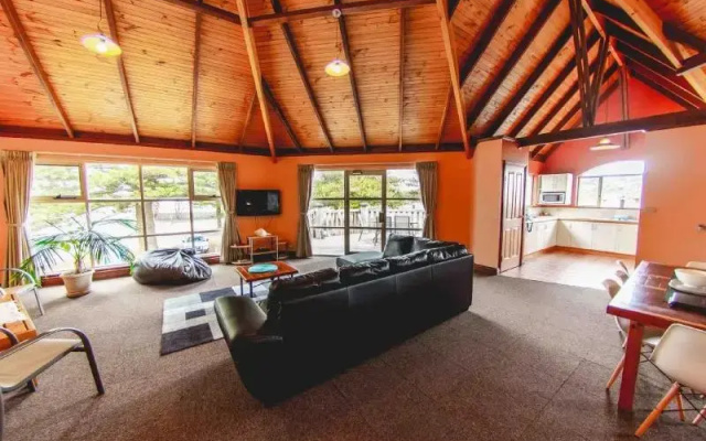 Yot Spot Holiday Apartments