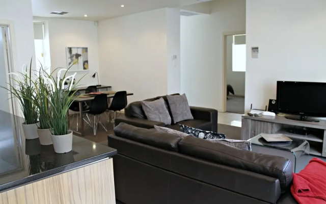 Adelaide DressCircle Apartments - Specialty Accommodation