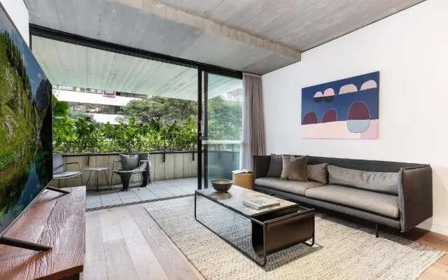 Stylish 1 bedroom retreat in trendy Surry Hills - 6 BRK