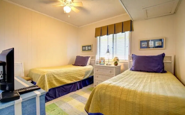 Club Fed-9A - 2 Br Condo