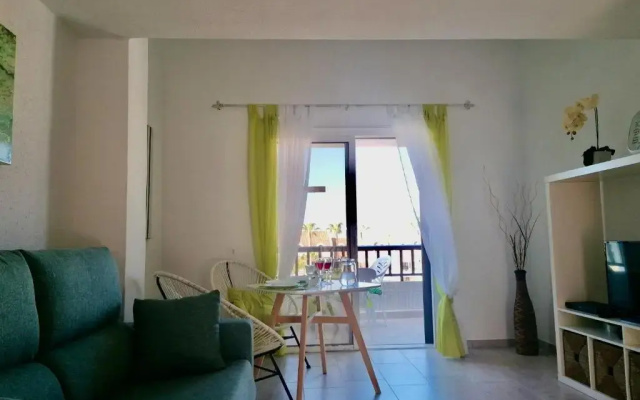 Golden View Holiday Home