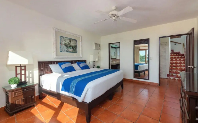 WIVC Conchas Chinas Condo - Stunning Ocean & Mountain Views, Close To The Beach & Romantic Zone