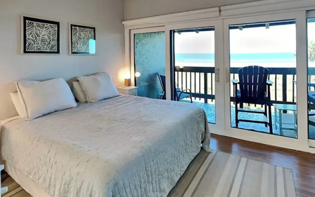 Island House by Distinctive Beach Rentals
