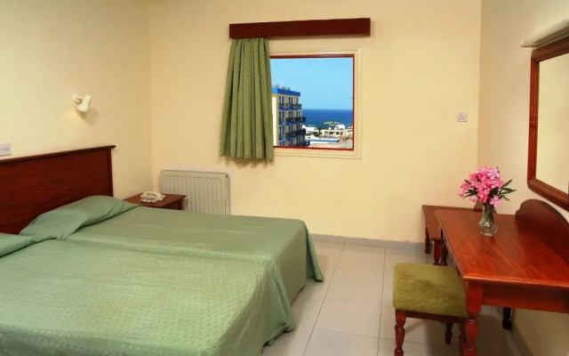 Tropical Dreams Hotel Apartments