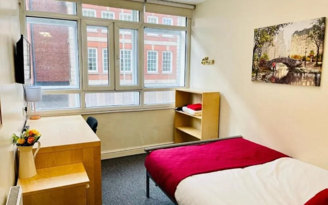 OYO Sangha House - Short Stays