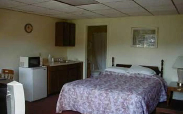 Country Inn Motel