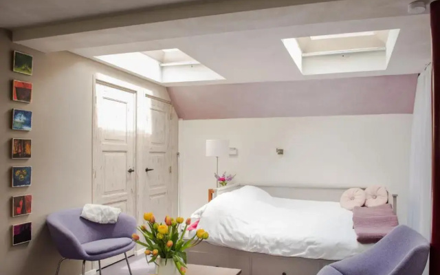 Bed & Office 050