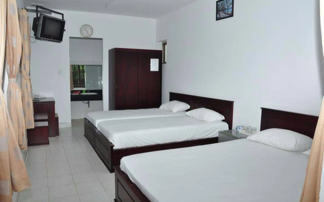 Long Chau Resort