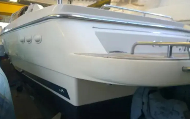 22 Feet Motor Boat