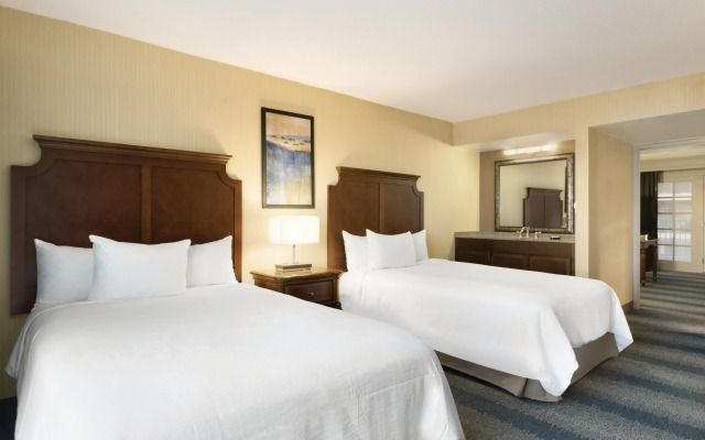 Embassy Suites by Hilton Minneapolis Bloomington Edina