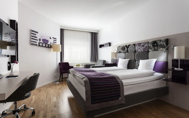 Solna Park & Hotel