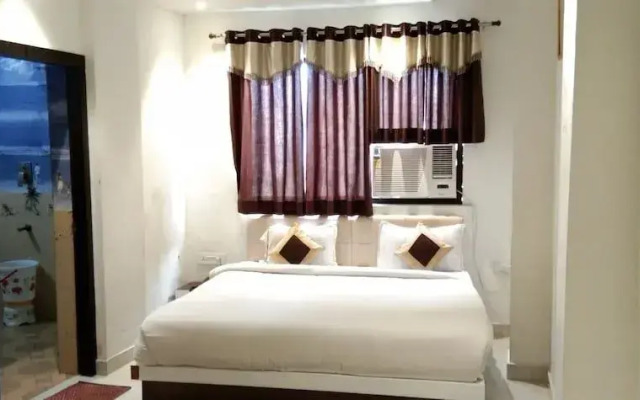 Hotel Jalsa by OYO