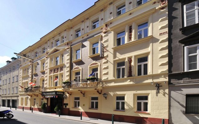 Отель Praterstern Австрия, Вена - 8 отзывов об отеле, цены и фото номеров - забронировать отель Praterstern онлайн вид на фасад