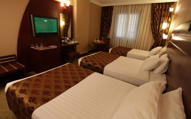 Nova Plaza Orion Hotel