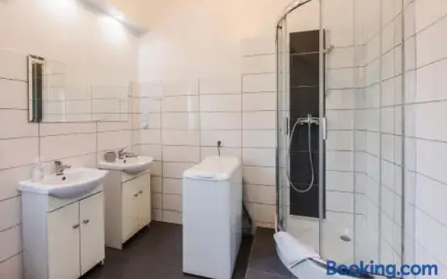 Apartament Grota
