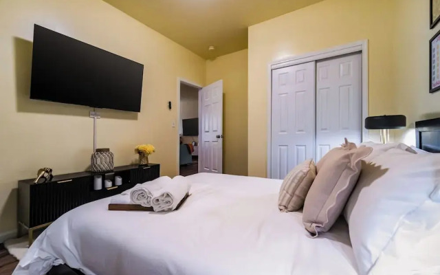 3BR Getaway Hot Tub, Games & Family Fun
