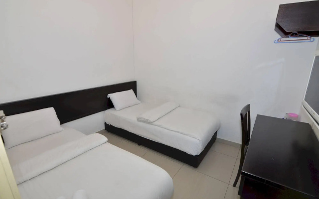 Hotel Alam Indi