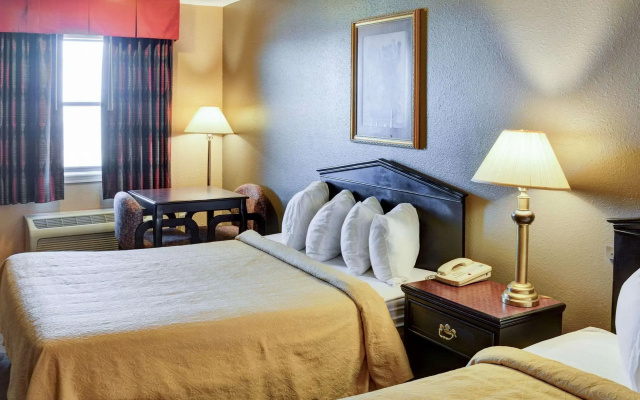 Quality Inn & Suites Hot Springs-Lake Hamilton