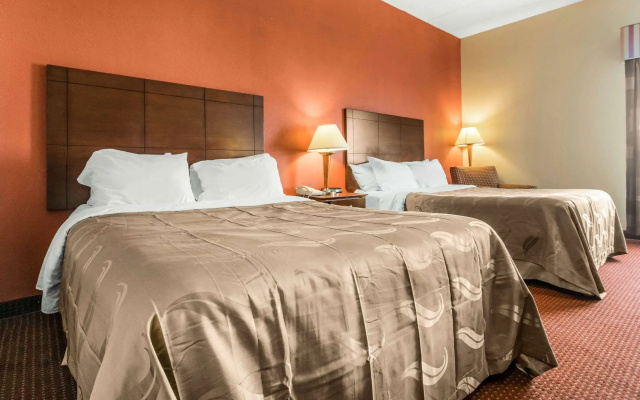 Quality Inn & Suites Lawrenceburg