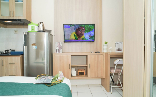 Minimalist And Homey Studio Apartment Kebagusan City