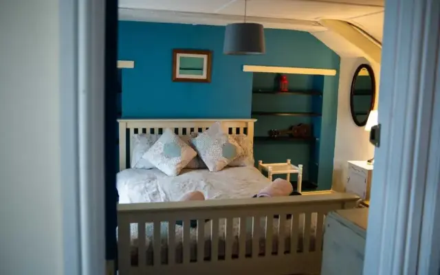 Manorbier Castle Inn Bay Room (Adults Only)