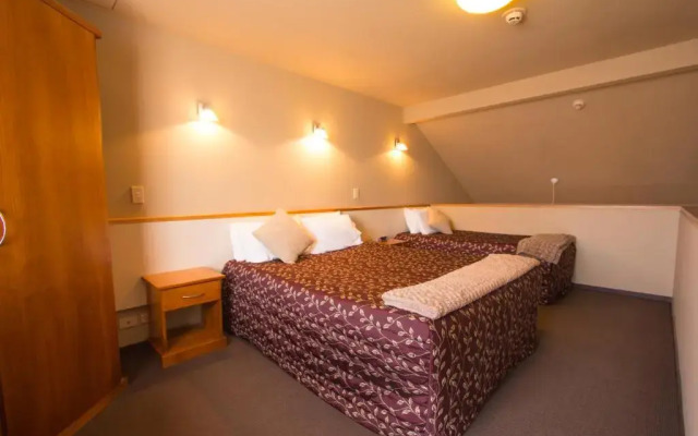 Balmoral Lodge Motel