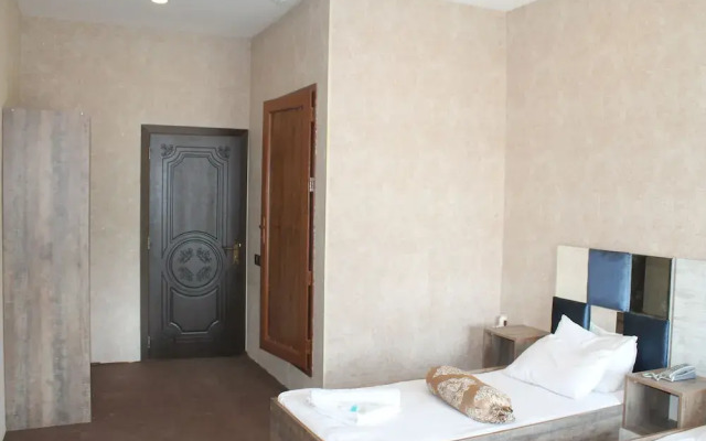 East House Hotel