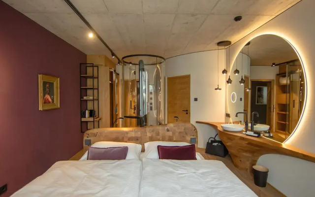 Lartor Resort