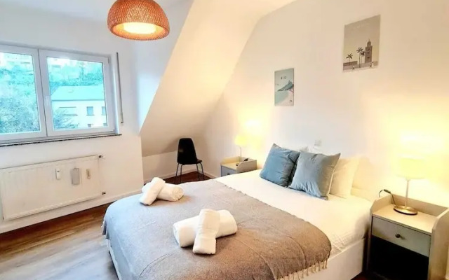 New Large 2 bedrooms with Parking