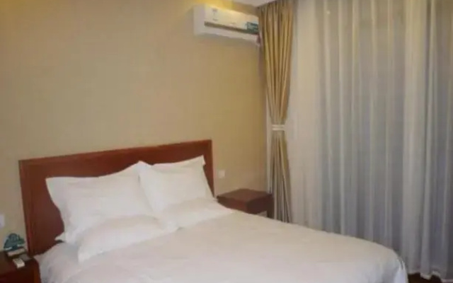 GreenTree Inn Jiangsu Wuxi Meiyuan Kaiyuan Temple Subway Master Station Express Hotel