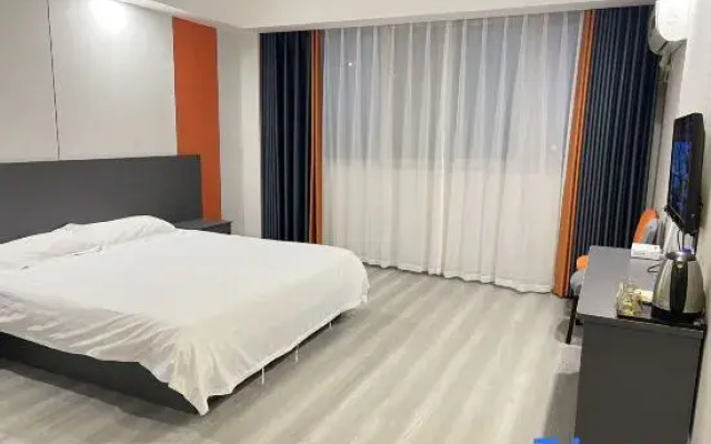 Huaibei Ruize Business Hotel