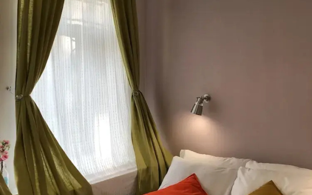 Carat Inn