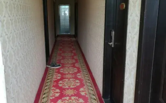 Xijiang Qianhu Miaozhai Hongyuan Hotel