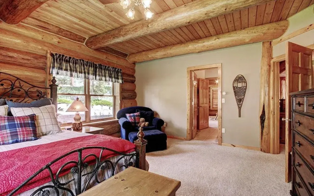 Discovery Lodge by RedAwning