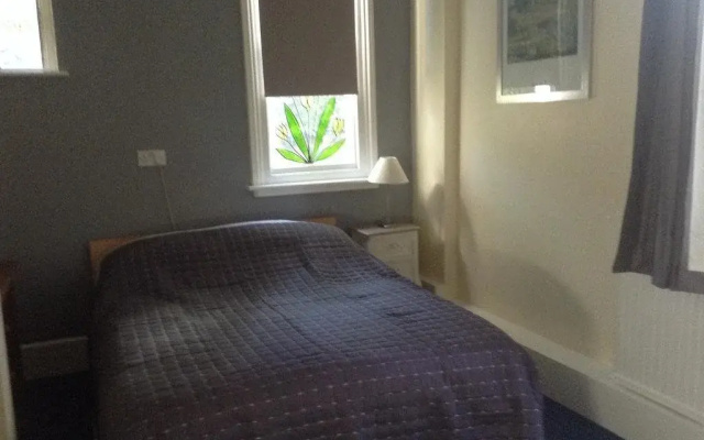 Becket Guest House