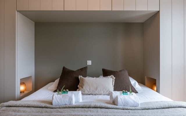 Bright Apartment With Parking Near the Beach