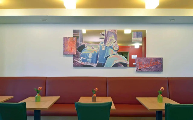 B&B HOTEL Berlin Genshagen-Süd