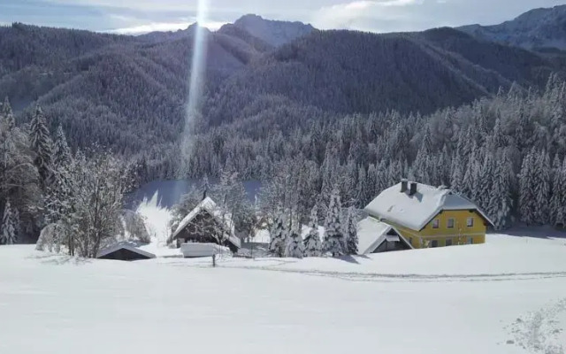 Farm House Orainza