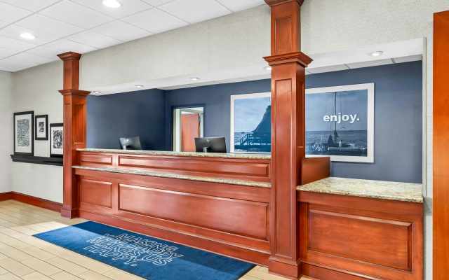 Hampton Inn Woodbridge