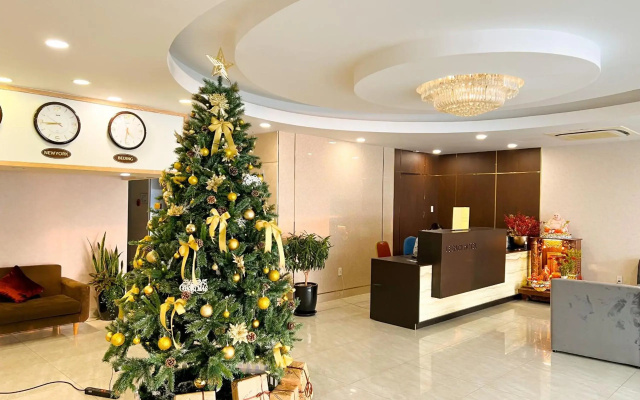 Legacy Riverside Danang Hotel